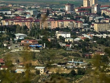 Дочь скончавшейся в Степанакерте Веры Агасян хочет похоронить мать в Армении