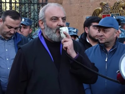 Акция сторонников Баграта Галстаняна закончилась