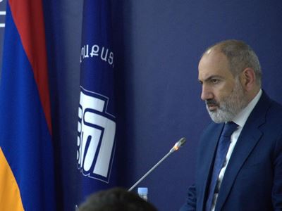 Пашинян провел встречу с депутатами от правящей партии и членами Правительства Армении