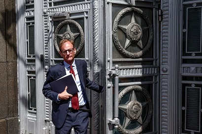 ԶԼՄ. Մեծ Բրիտանիայի փոխդեսպանը, որը հարձակվել էր ռուս լրագրողների վրա, հոսպիտալացվել է Մոսկվայում