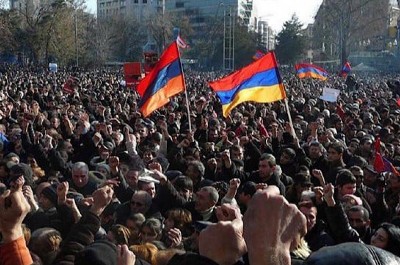 «Փաստ» . «Երրորդ ուժի» հարթակ՝ փակ դռների հետևում