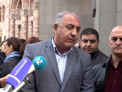 Ագրարայինը դեմ է, որ շենքի մի մեծ հատված կառավարությունը Ֆրանսիականին տա, կխաթարվի կրթական պրոցեսը. բողոքի ակցիա
