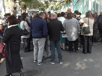 «Երկրի պարենային անվտանգության երաշխավորը Ագրարային համալսարանն է». դասախոսները Ֆրանսիայի դեսպանատան մոտ են