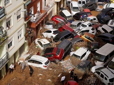 Many missing due to floods in Spain's Valencia