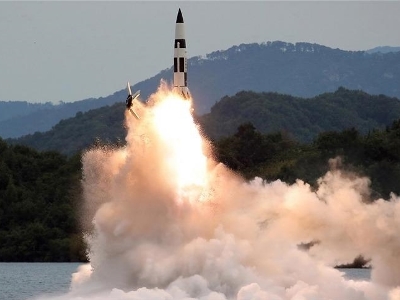 North Korea launches a long-range ballistic missile