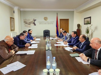 Քաղաքաշինության կոմիտեում կառուցապատողների հետ քննարկվել են ոլորտային խնդիրների լուծման տարբերակներ