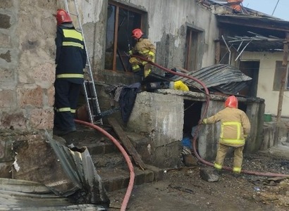 Крупный пожар в селе Джрарат: в сгоревшем доме обнаружено тело