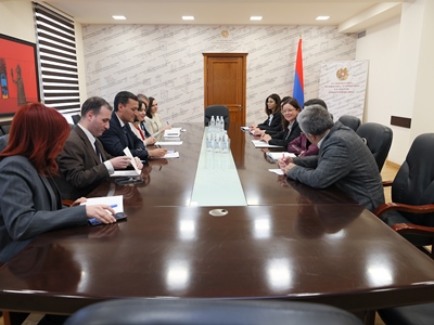Ժաննա Անդրեասյանը և ՅՈՒՆԻՍԵՖ-ի ներկայացուցիչ Քրիսթինե Վայգանդը քննարկել են համագործակցության ծրագրերը