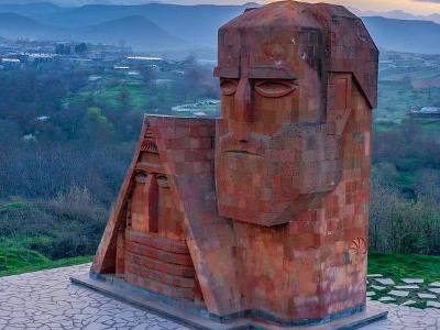 Monument Watch:  Памятник «Мы, наши горы» подвергся акту вандализма