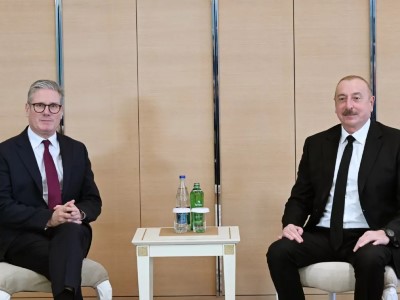 Алиев обсудил на встрече с премьер-министром Британии переговорный процесс с Арменией
