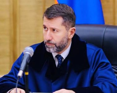 Председатель Высшего судебного совета Армении также подал в отставку