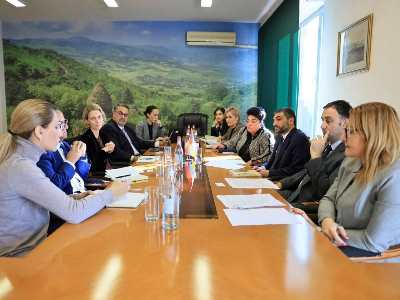 Հակոբ Սիմիդյանը և Հայաստանում ՀԲ գրասենյակի տնօրենը քննարկել են վտանգավոր թափոնների կառավարման հիմնախնդիրը