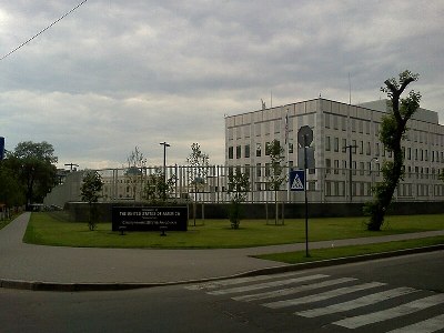US embassy in Ukraine resumes activities