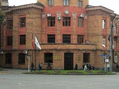 В администрации района Кентрон снова аресты