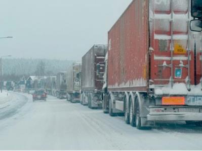 570 trucks from Armenia accumulated near Upper Lars checkpoint on Russia-Georgia border