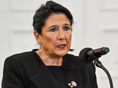 President of Georgia schedules an emergency meeting with representatives of diplomatic corps