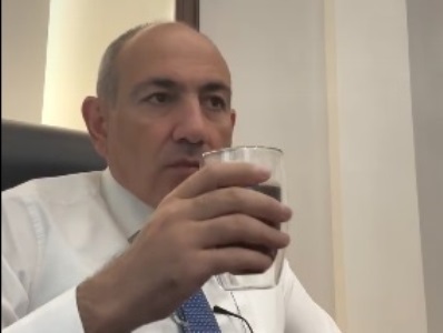 Пашинян: Короткий перерыв на кофе с Саят-Нова