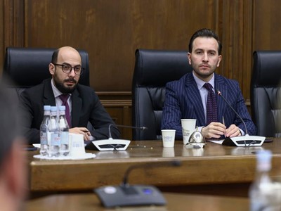 Конджорян: В парламенте Армении сегодня состоялось заседание фракции партии «Гражданский договор»