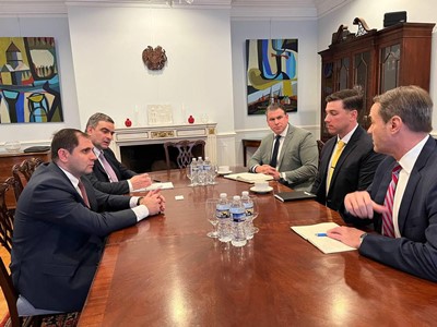 Министр обороны Армении обсудил в США вопросы разработки нового обмундирования для Вооруженных сил РА