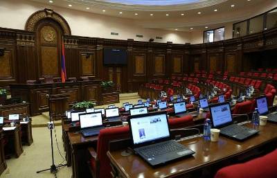 «Грапарак»: Члены партии «Гражданский договор» меняют телефоны