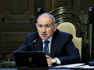 Премьер-министр РА предлагает развивать систему колледжей в областях