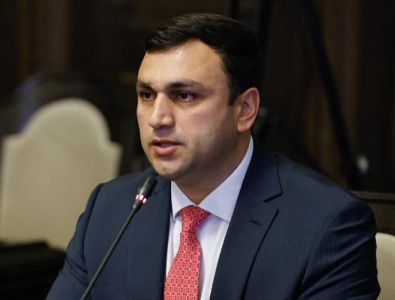«Ժողովուրդ». Մենեջերից փոխհամայնքապետ, ապա մարզպետ․ ինչ է հայտարարագրել Արմավիրի նորնշանակ մարզպետ Արգիշտի Մեխակյանը