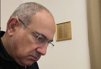 Пашинян обнародовал видеоматериал из кабинета: Отвечаю на письма граждан