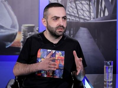 «Կարո՞ղ ա ուզում ես վաղը չզարթնես. Նիկոլին ես կպնում, ասում՝ կենդանի-մենդանի». երգահան Տիգրան Ավետիսյանին սպառնացել են