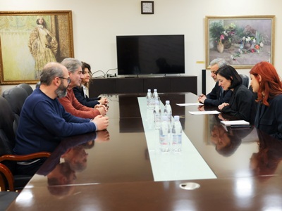 Ժաննա Անդրեասյանն ընդունել է աշխարհահռչակ դերասան և բեմադրիչ Սիմոն Աբգարյանին