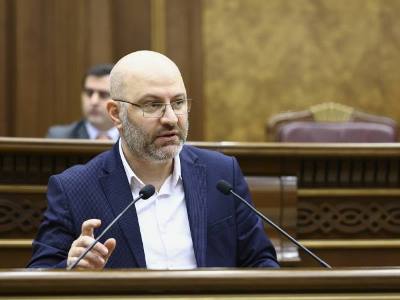 Спикер парламента Армении отреагировал на заявление депутата от «ГД» Давида Арушаняна об отставке