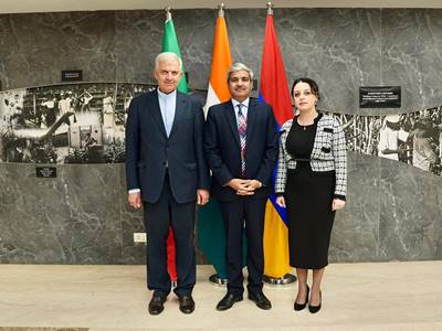 Նյու Դելիում տեղի են ունեցել Հայաստան-Հնդկաստան-Իրան եռակողմ ձևաչափով 2-րդ խորհրդակցությունները