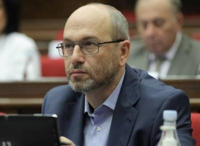 «Հրապարակ». Բարտեր են արել. Գեղամ Նազարյանին ուղարկել են ՔՊ-ականների մոտ