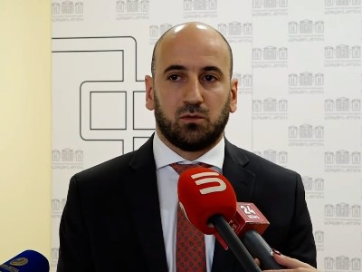 Депутат от правящей партии: Правительство сократит твой долг примерно в 4 раза, если ты будешь работать