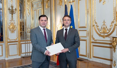 Президент Франции надеется на укрепление и развитие особых отношений с Арменией