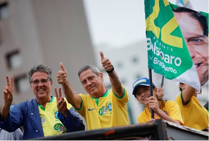 Reuters: Police detain Brazil's ex-defense minister