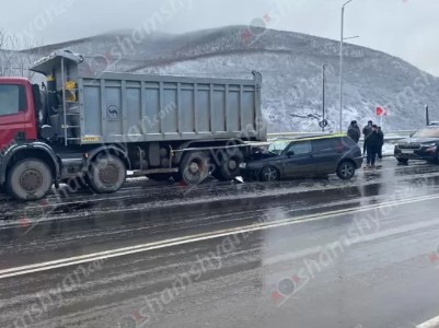 ДТП у Капанского аэропорта: пострадали 5 человек