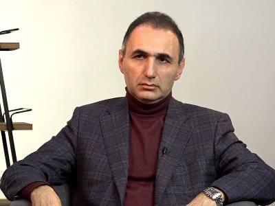 Երբ դու մեկնեցիր Արցախ, դեռևս հայտնի չէր մեզ, որ Արցախը դավաճանված ու լքված է. Չալաբյանը՝ Ռուբեն Վարդանյանին