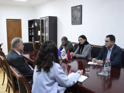 Անահիտ Մանասյանը և Վասիլիս Մարագոսը քննարկել են մարդու իրավունքների ոլորտում առկա մարտահրավերները