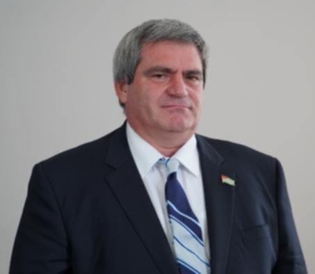 Կրքերի հերթական թեժացումն Աբխազիայում. «շղարշով» պատգամավորը
