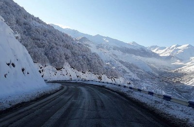 Սյունիքի մարզի բարձրադիր գոտիներում և Աշոցք-Բավրա ավտոճանապարհներին տեղ-տեղ առկա է մերկասառույց