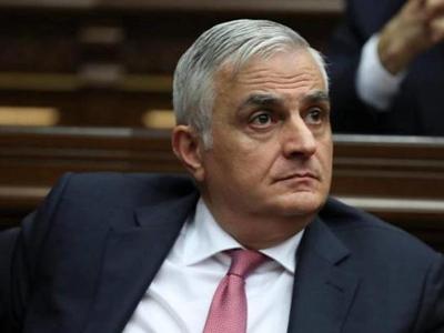 Делегация во главе с вице-премьером республики Мгером Григоряном отбыла в Россию