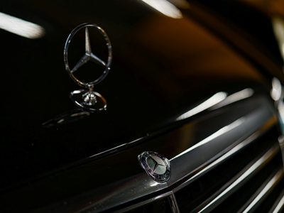 Երեք միլիոն Mercedes արհեստական ​​բանականությամբ օժտված ձայնային օգնական կստանա