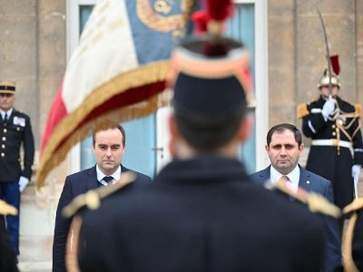Armenia defense minister to France counterpart: I am sure we will continue joint work