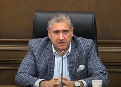 Շուտով Նիկոլը կկատարի Իլհամի պահանջն ու կստորագրի դիմումի տակ՝ խնդրելով լուծարել ԵԱՀԿ Մինսկի խումբը. Արթուր Խաչատրյան