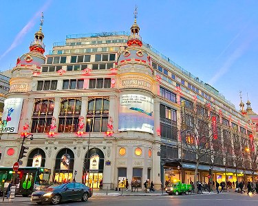 €300k worth of jewelry stolen from Printemps department store in Paris during Christmas days