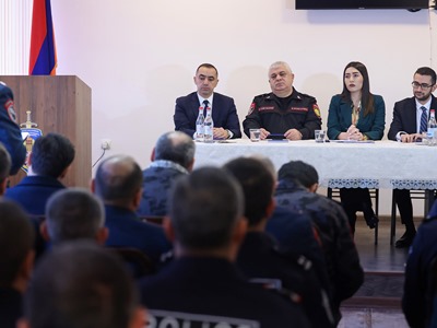 ՆԳ նախարարը Արմավիրում աշխատանքային խորհրդակցություն է անցկացրել