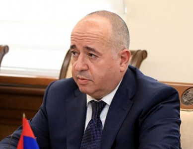 ՀՀ պաշտպանության նախկին նախարարը հերքել է իր ձերբակալման մասին լուրը. ՆԳՆ-ից հայտնել են, որ նա ազատ է արձակվել