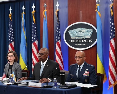 Politico: В США ушла в отставку ведущий координатор поставок оружия Украине