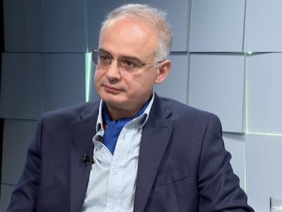 Այն ինչ հիմա պլանավորում է Ալիևը, լինելու է բնակավայրերի գրավումը. Լևոն Զուրաբյան