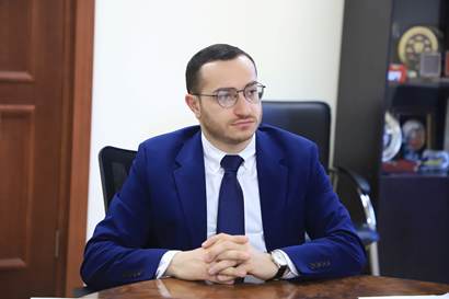 Ռուսական ալիքներից մեկն արգելափակելուց հետո մեր ժողովրդի պատվի հետ անհամատեղելի կոնտենտ չի արտադրվել. ԲՏԱ նախարար
